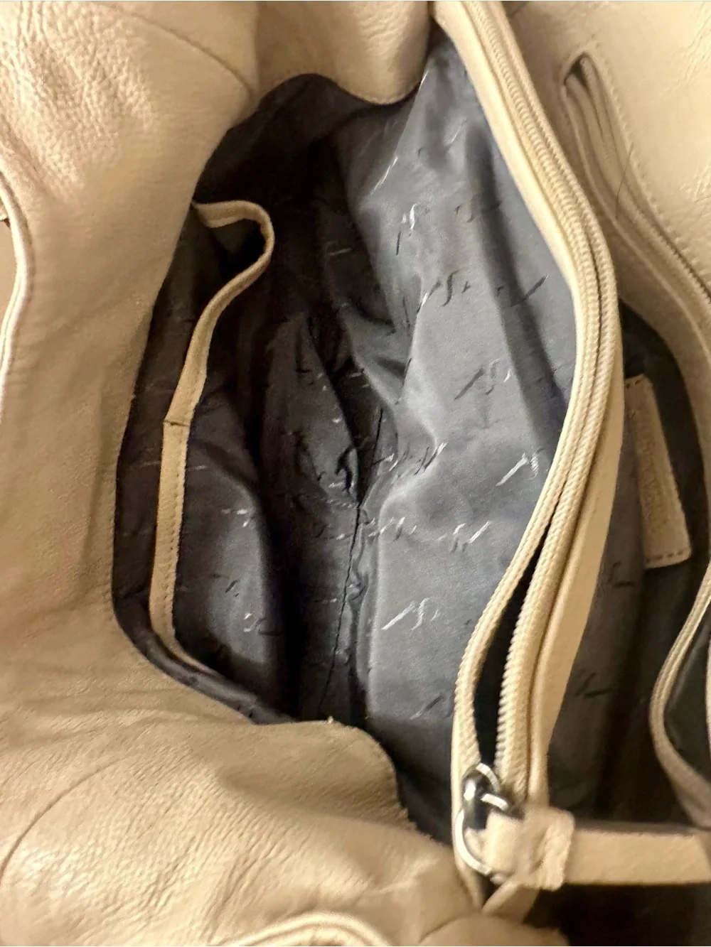 Simply Vera Vera Wang Quilted Hobo Bag in Beige
